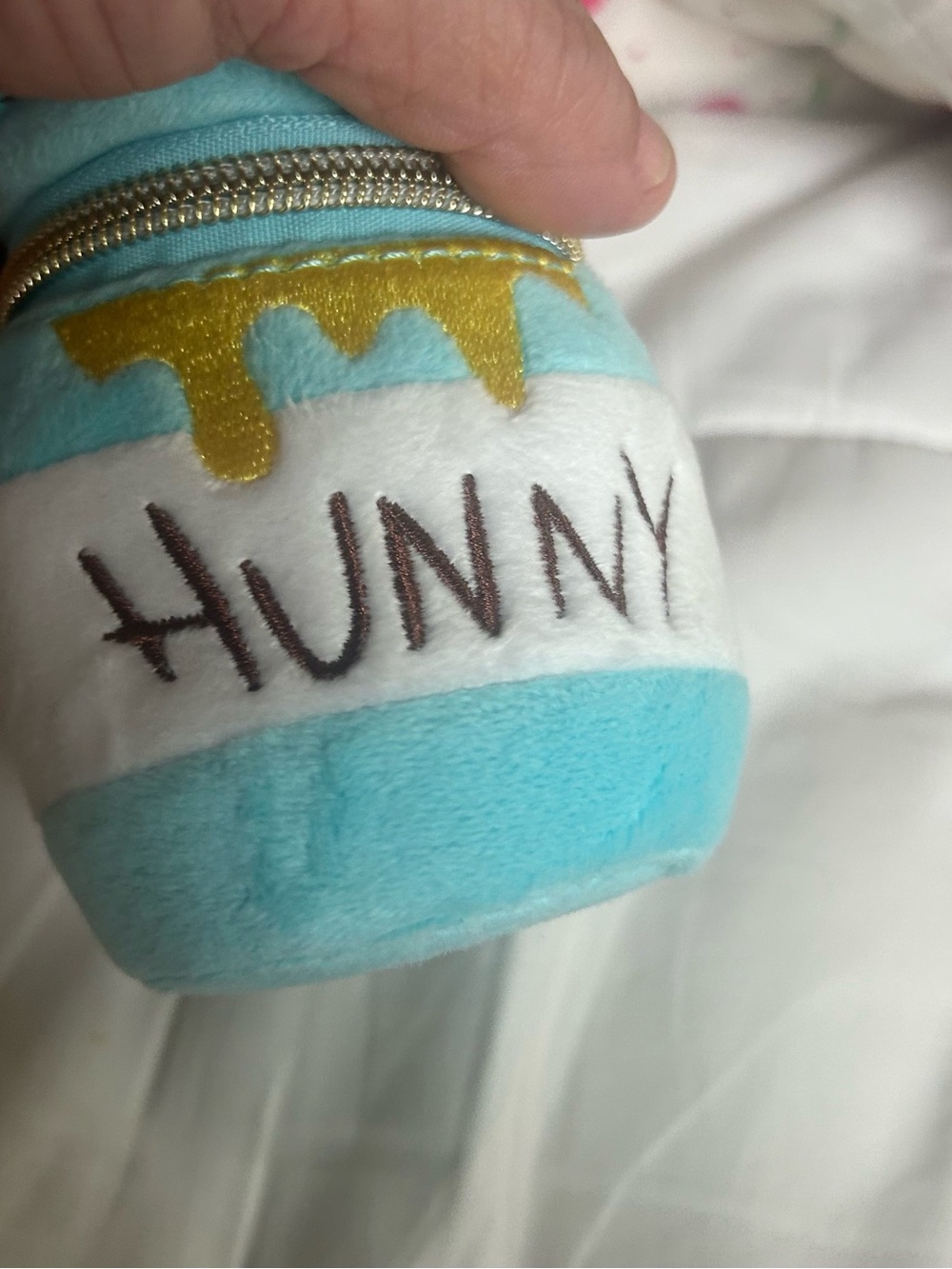 Winnie the Pooh Plush coin bag keychain - Picture 10 of 11